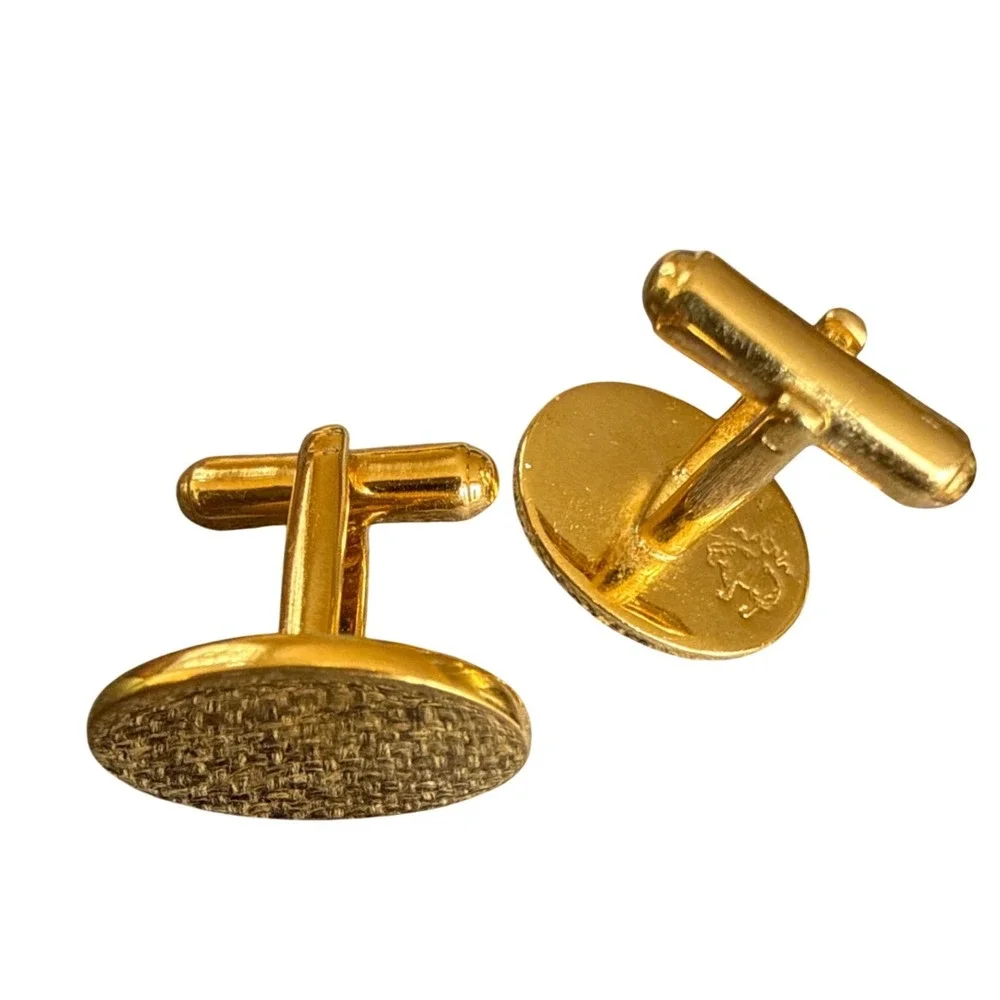 Brooks Brothers Gold Tone Oval Cufflinks with Golden Fleece Logo Toggle Back VTG